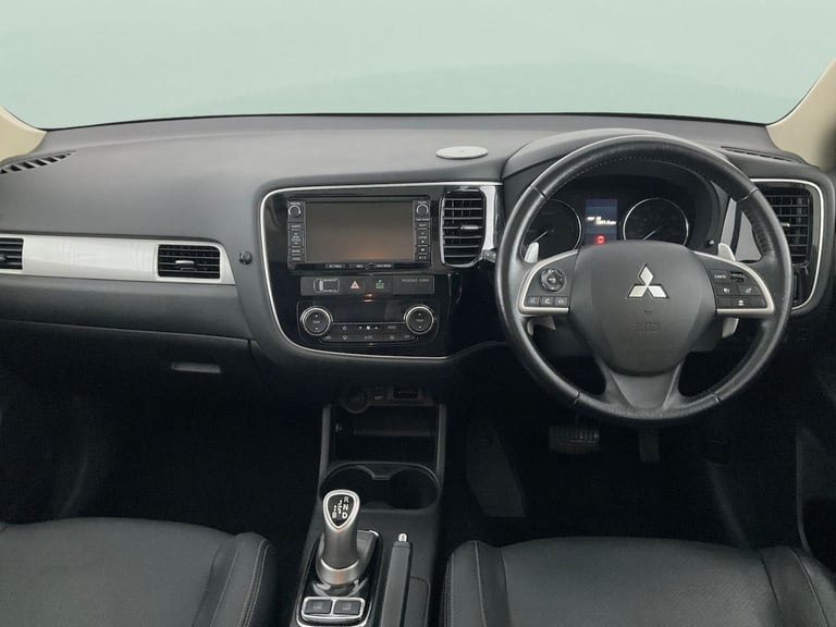 2015 Mitsubishi Outlander 2.0h 12kWh GX4hs SUV 5dr Petrol Plug-in Hybrid CVT 4WD Euro 5 (s/s) (20...