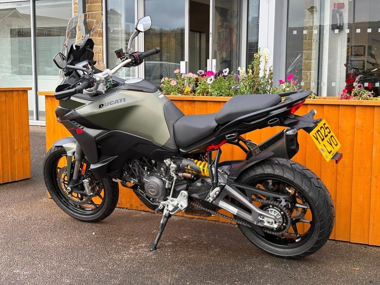 DUCATI MULTISTRADA V2 S