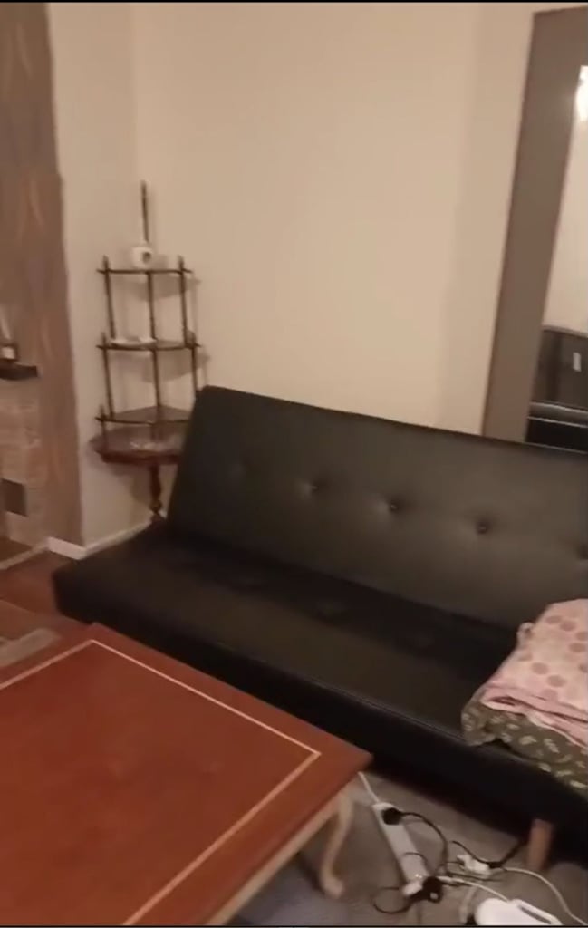 Bedsit flat to rent