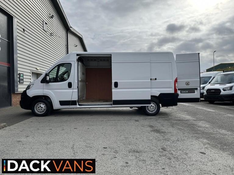 image for 22 Reg, Vauxhall Movano Edition L3H2 FWD, Air-Con, Sat Nav