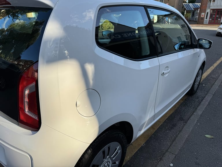 2014 Volkswagen up! 1.0 Move Up 3dr HATCHBACK Petrol Manual