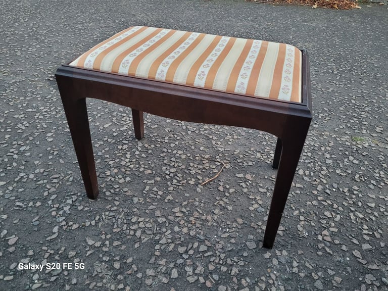Stag minstel dressing table stool, delivery available 