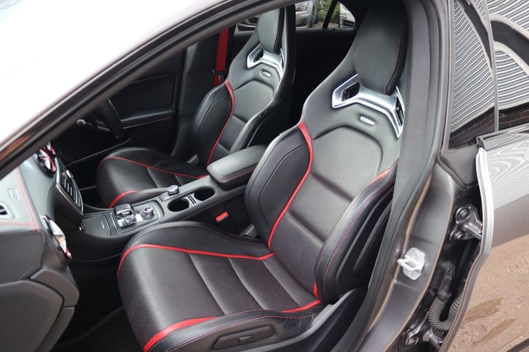  Mercedes-Benz CLA 2.0 CLA45 AMG Coupe SpdS DCT 4MATIC - AMG EXHAUST - FULL SPEC
