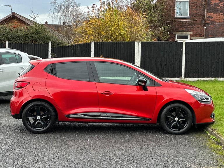 2015 Renault Clio 1.2 16V Dynamique Nav Euro 6 5dr HATCHBACK Petrol Manual
