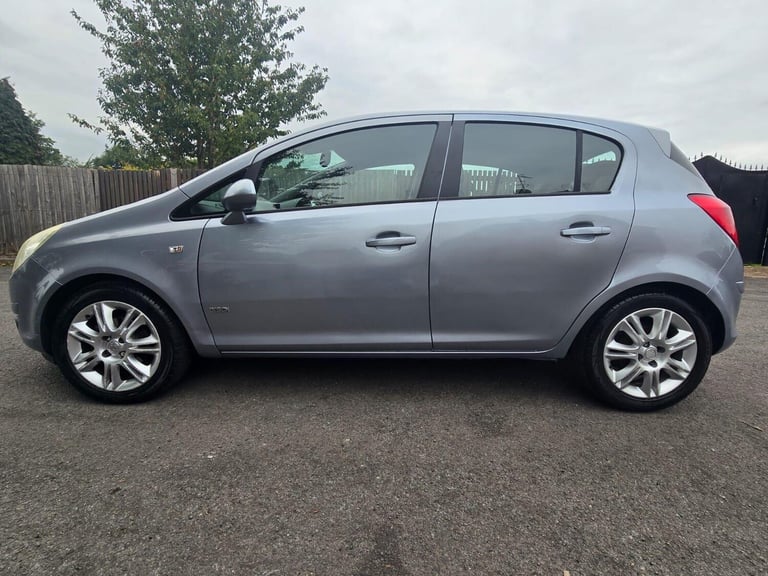 2009 Vauxhall Corsa 1.4i 16V Design 5dr Auto HATCHBACK PETROL Automatic