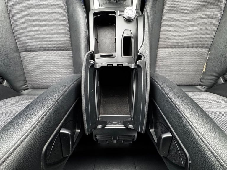 2010 60 MERCEDES-BENZ C-CLASS 2.1 C220 CDI BLUEEFFICIENCY SPORT ESTATE 5DR DIESE