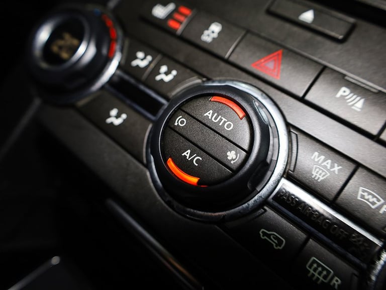 2015 Land Rover Discovery 4 SD V6 HSE SUV Diesel Automatic