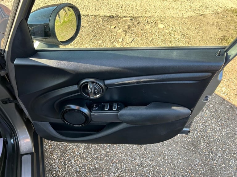 2020 MINI Hatch 1.5 Cooper Classic II 5dr HATCHBACK Petrol Manual