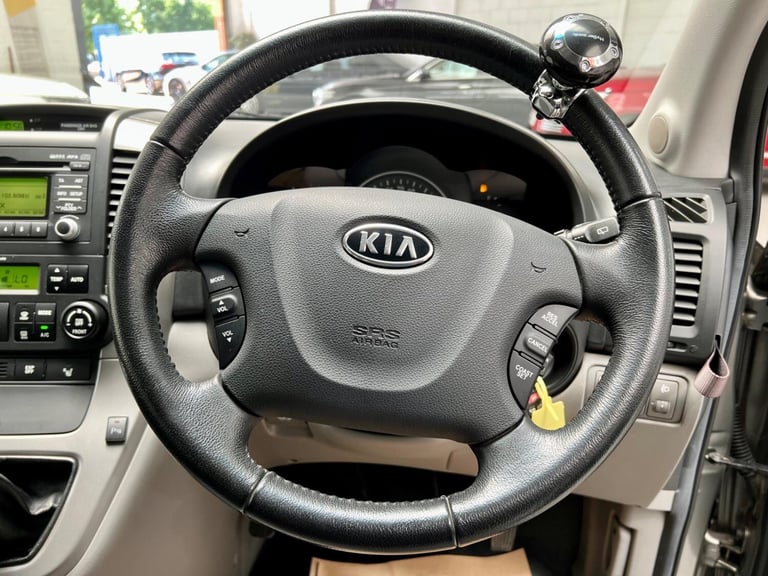 2010 Kia Sedona 2.2 CRDi 3 5dr MPV Diesel Manual