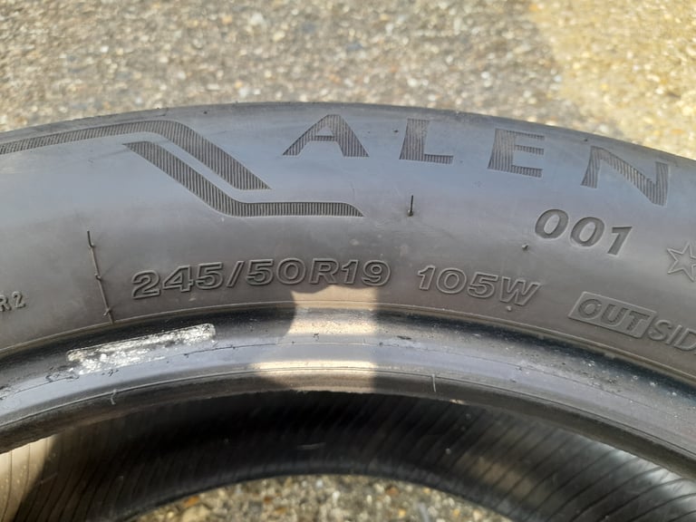 Set of Bridgestone Alenza 245 50 19 Tyres Runflat in West London Area