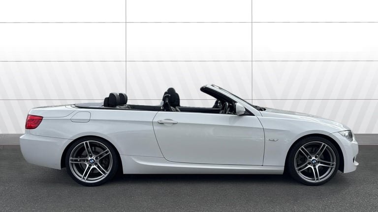 2013 BMW 3 Series 330d M Sport 2dr Step Auto CONVERTIBLE DIESEL Automatic