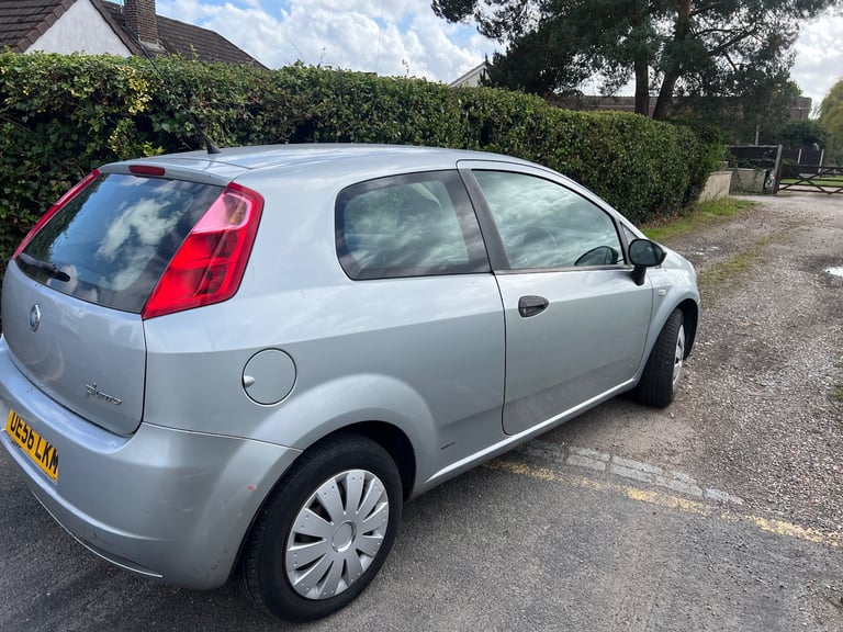 Fiat, GRANDE PUNTO, Hatchback, 2006, Manual, 1242 (cc), 3 doors