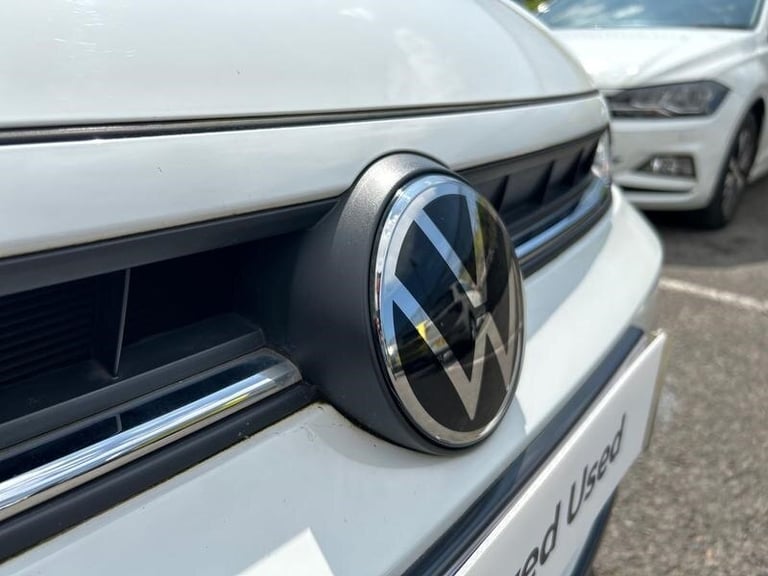2022 Volkswagen Polo MK6 Facelift (2021) 1.0 TSI 95PS R-Line MANUAL Hatchback Petrol Manual
