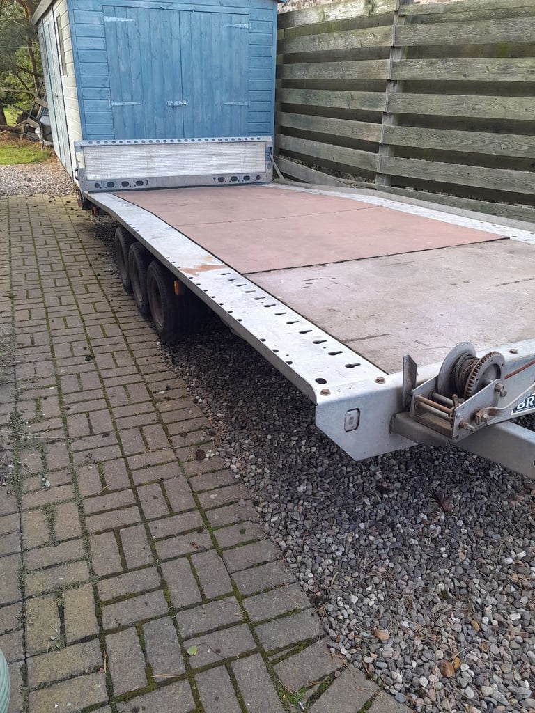 Brian James Triple axle car transporter