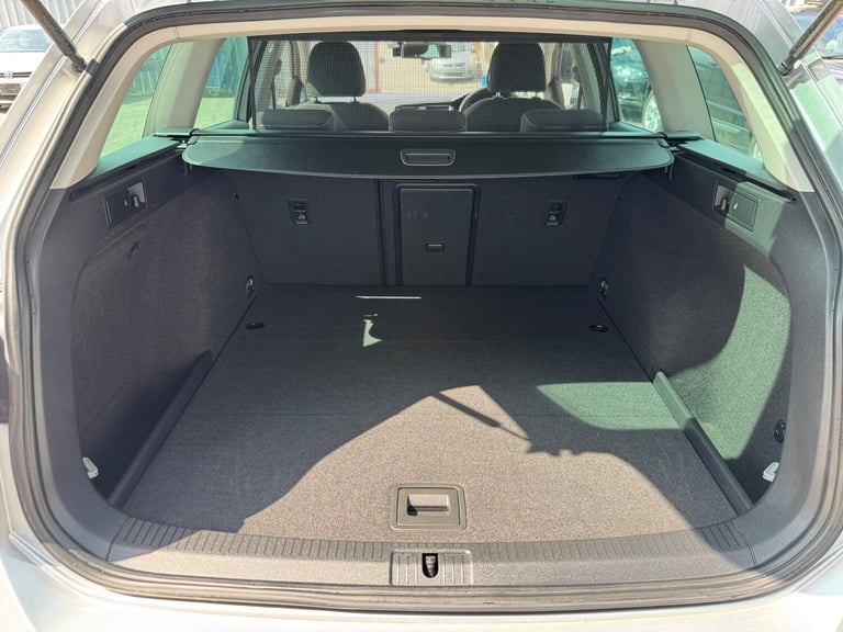 2025 Volkswagen Golf 1.4 tsi bluemotion DSG  Hatchback PETROL Automatic