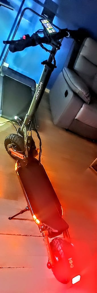 Joyor s10s z  " 40mph plus"