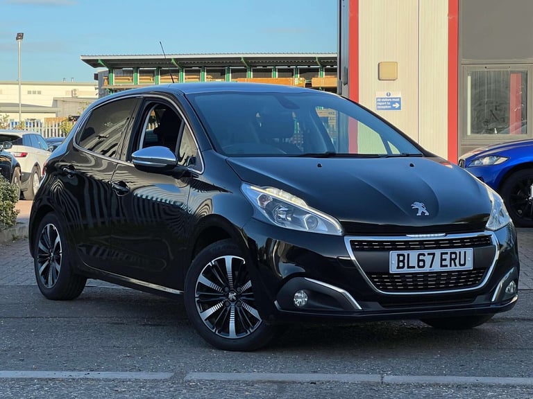 2017 Peugeot 208 1.2 PureTech Allure Premium Hatchback 5dr Petrol Manual Euro 6 (s/s) (82 ps Hatc...