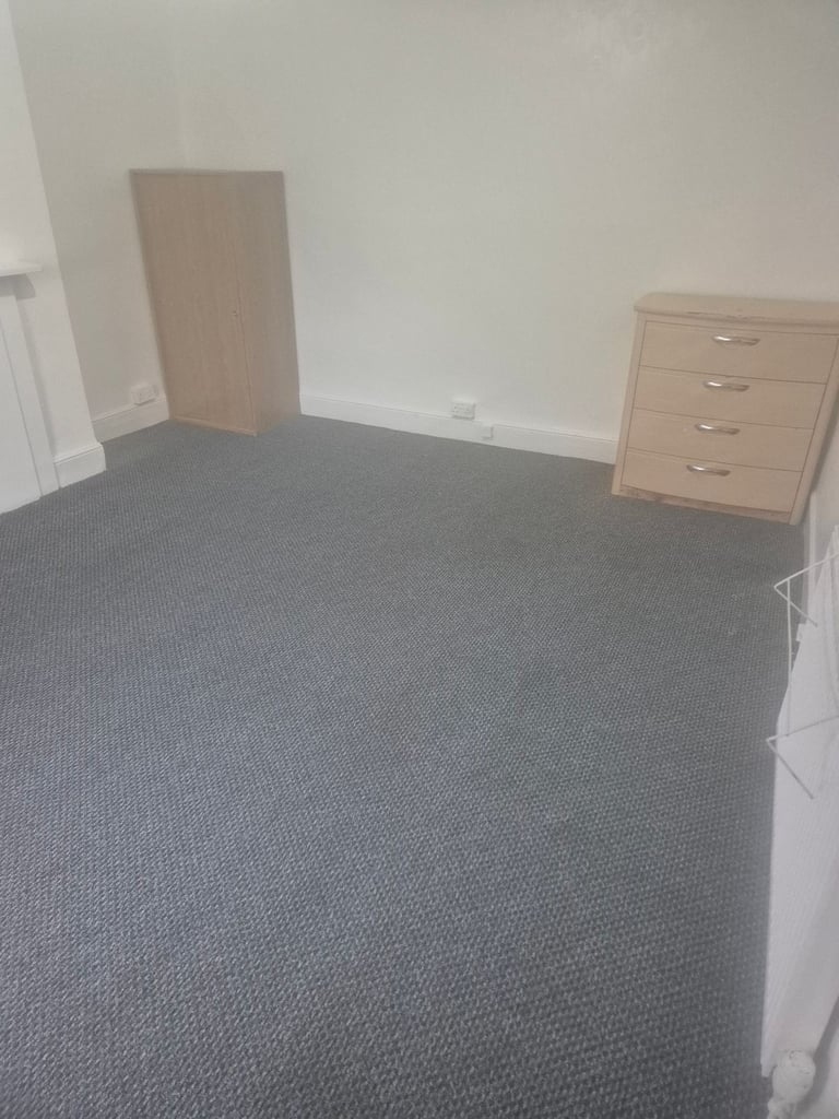 Room to rent in Gloucester 