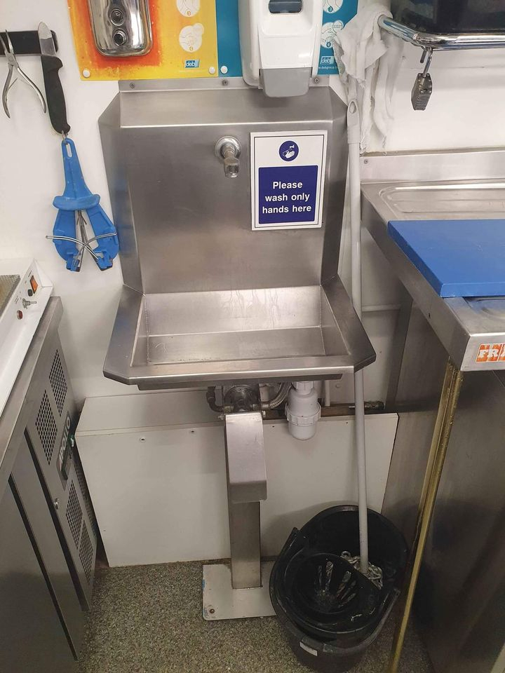 Catering equipment commercial stainless Steel sinks restaurant kitchen trailer items 