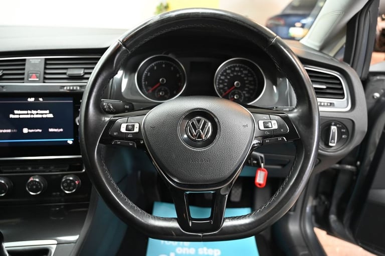 2017 Volkswagen Golf 1.0 TSI 110 SE 5dr HATCHBACK PETROL Manual