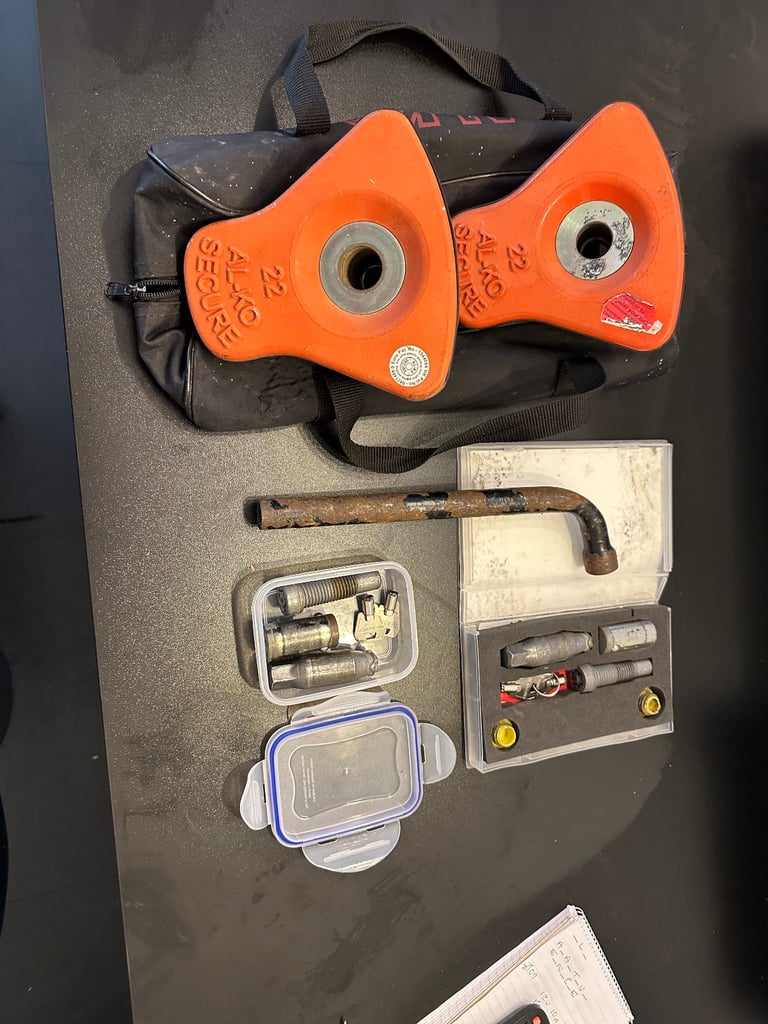 Alko Wheel Locks Number 22