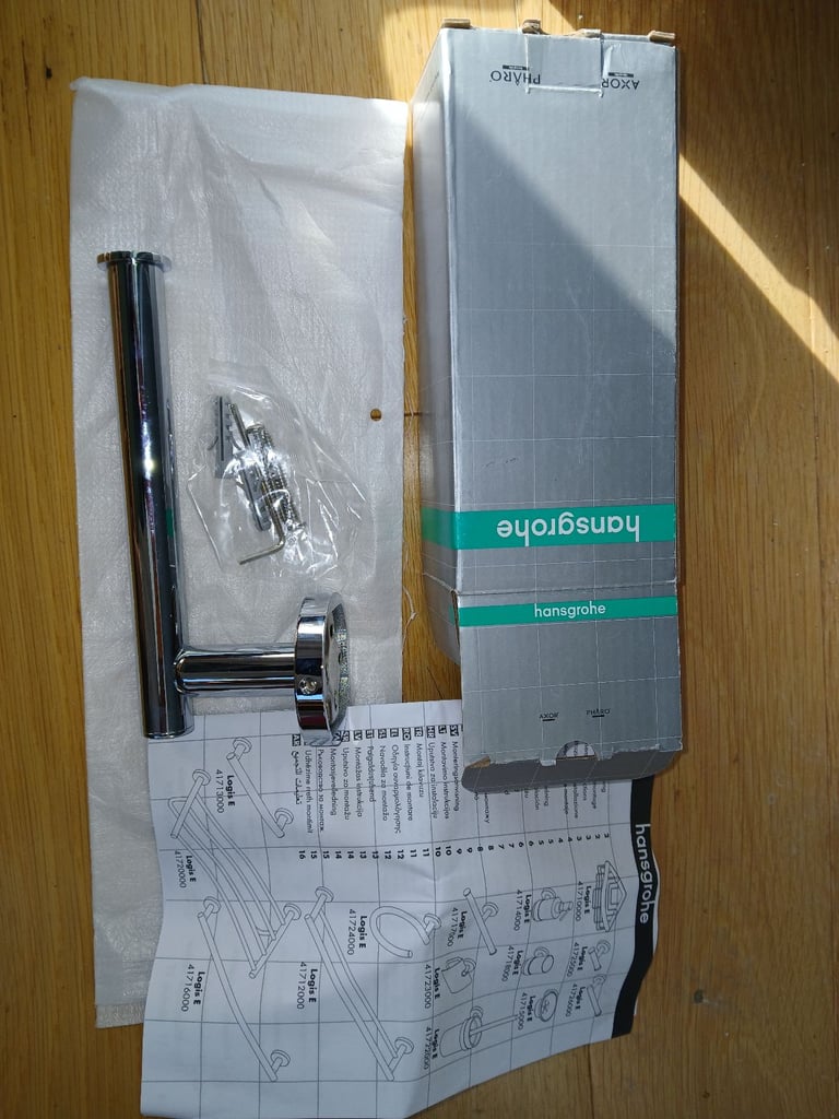 Toilet roll holder  hansgrohe excellant quality