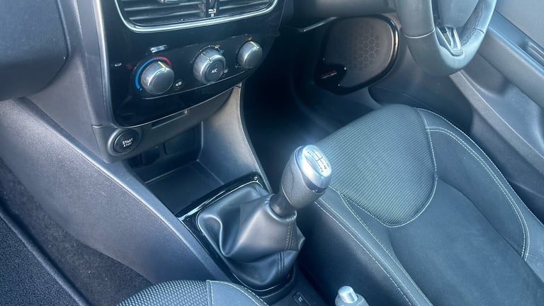 2019 Renault Clio 0.9 TCE 90 Iconic 5dr Petrol Hatchback Hatchback Petrol Manual