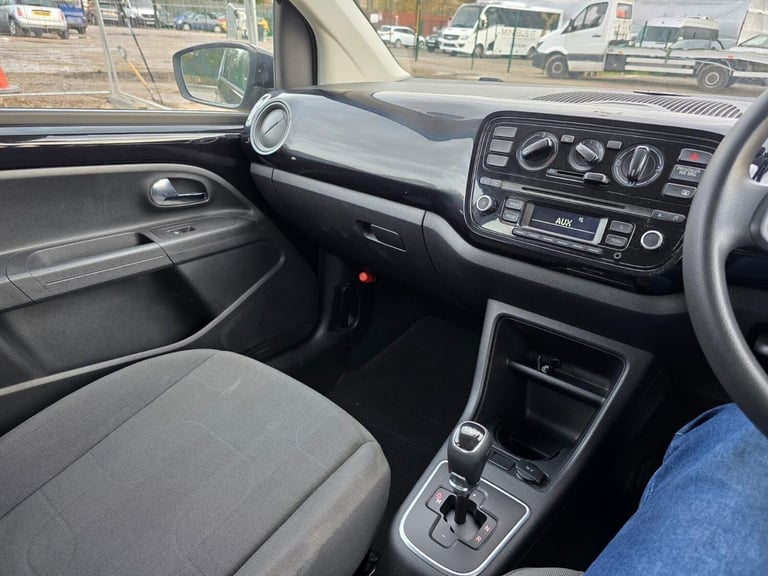 2013 Volkswagen up! 1.0 High up! ASG Euro 6 5dr Hatchback Petrol Automatic
