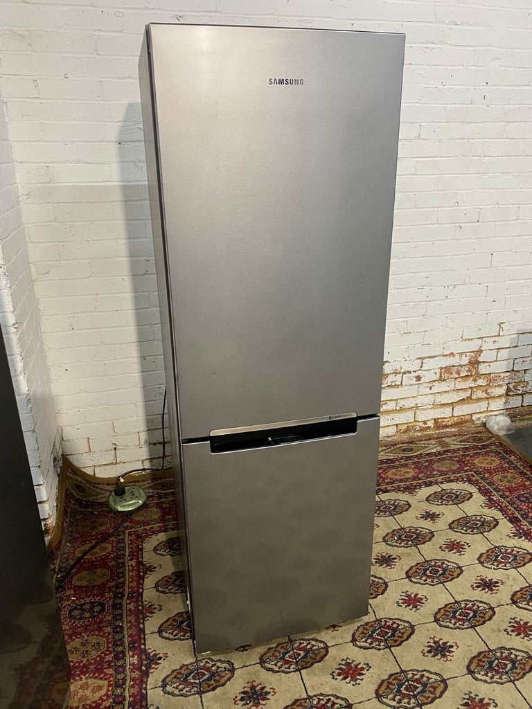 image for Beautiful Tall Samsung Digital Inverter Fridge Freezer For Sale