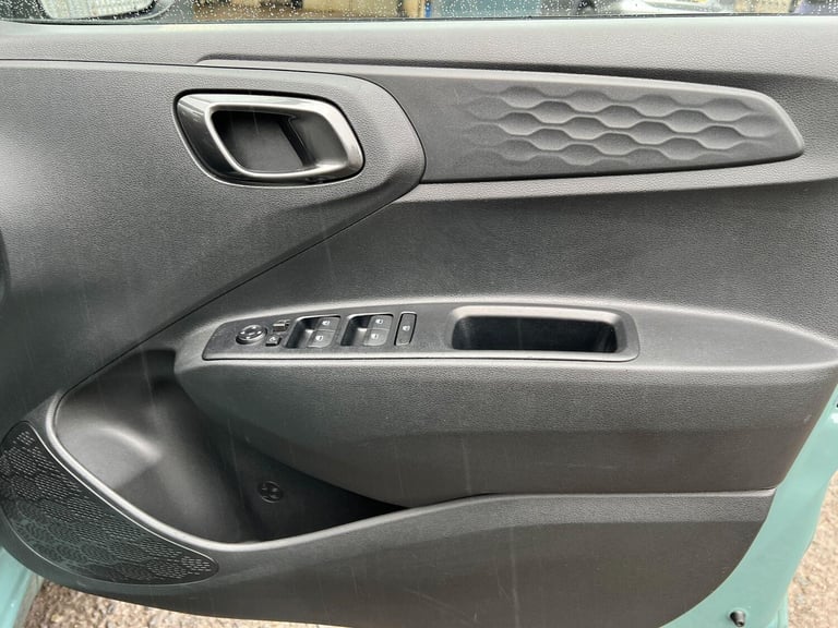 2025 Hyundai i10 1.2 Premium Auto Euro 6 (s/s) 5dr HATCHBACK Petrol Automatic