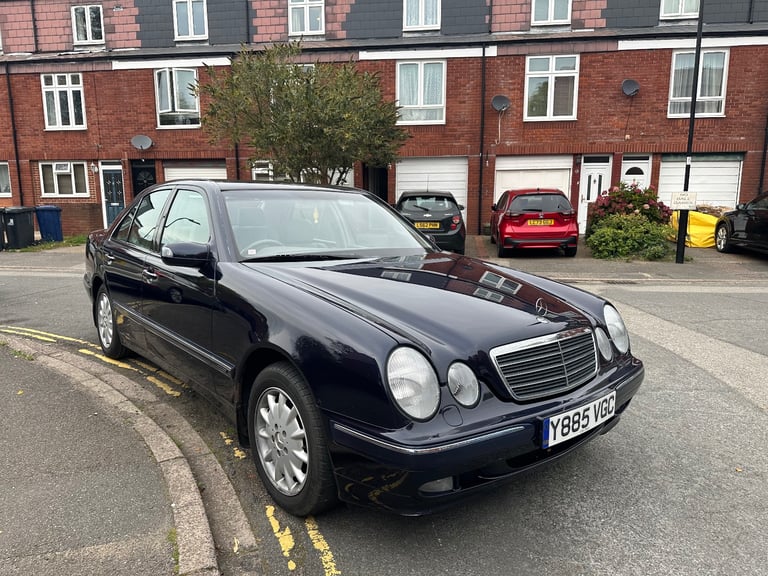 Mercedes-Benz, E CLASS, Saloon, 2001, Semi-Auto, 2155 (cc), 4 doors