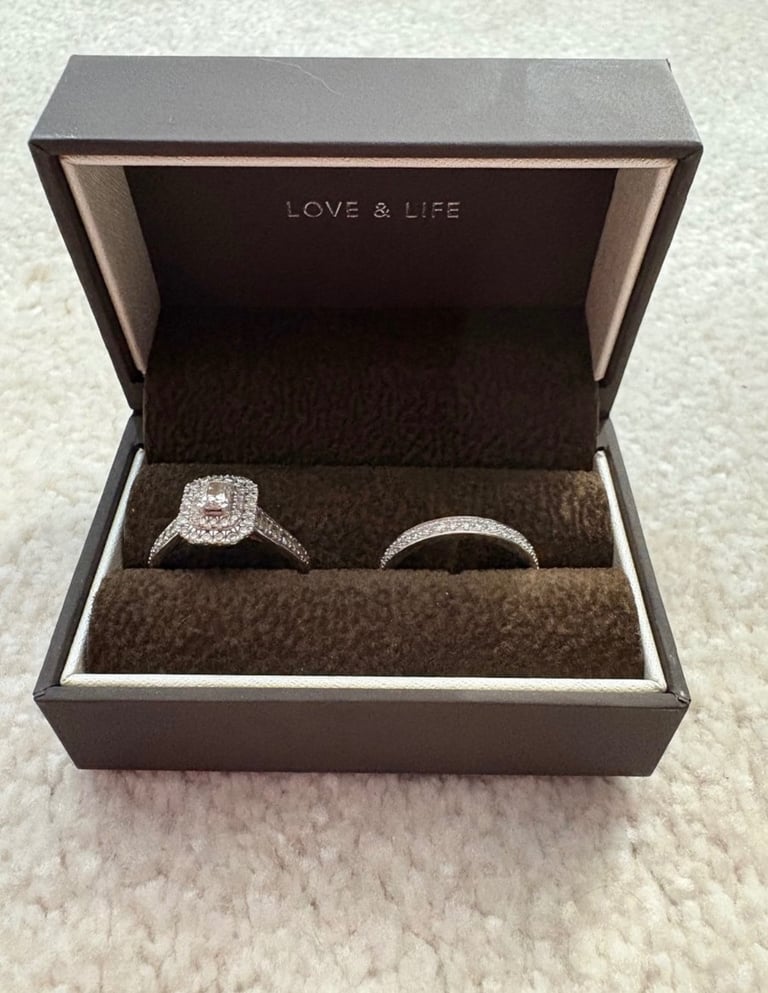 image for 1 carat platinum diamond halo engagement ring and wedding band set