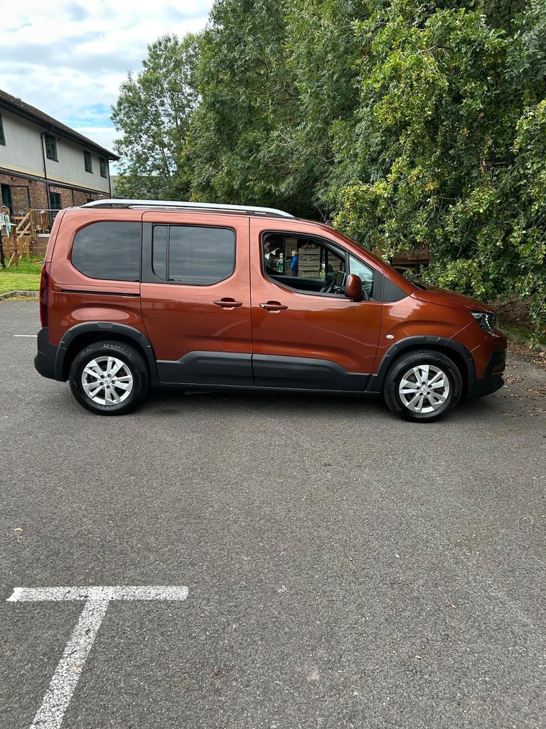 Peugeot RIFTER HORIZON RE TD AUTO 1.5 HDi Wheelchair Access