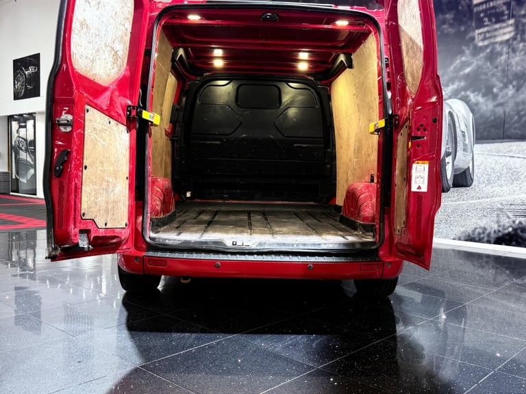 2014 Ford Transit Custom 2.2 TDCi 290 Sport L1 H1 5dr PANEL VAN Diesel Manual