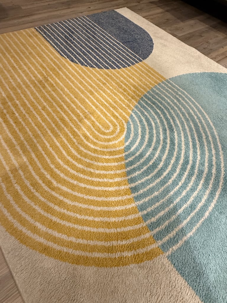 Rug