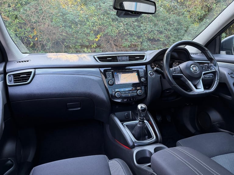 Nissan Qashqai 1.5 dCi N-Connecta Euro 6 5dr DIESEL MANUAL 2018/18