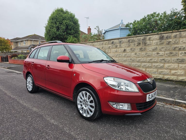 Skoda, FABIA, Estate, 2014, Manual, 1598 (cc), 5 doors
