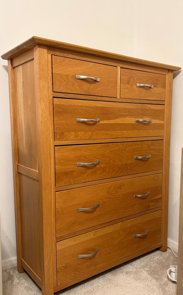 image for Solid Oak Chest of Drawers