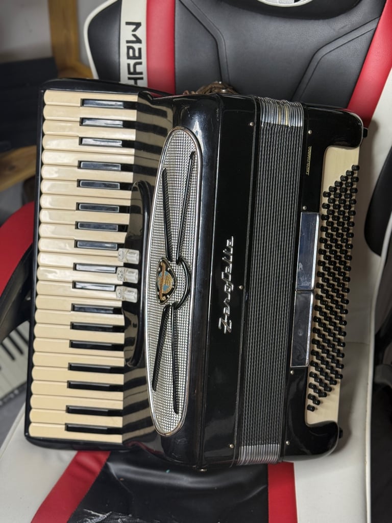 image for Zero Sette Castalfidardo Accordion 120 bass 