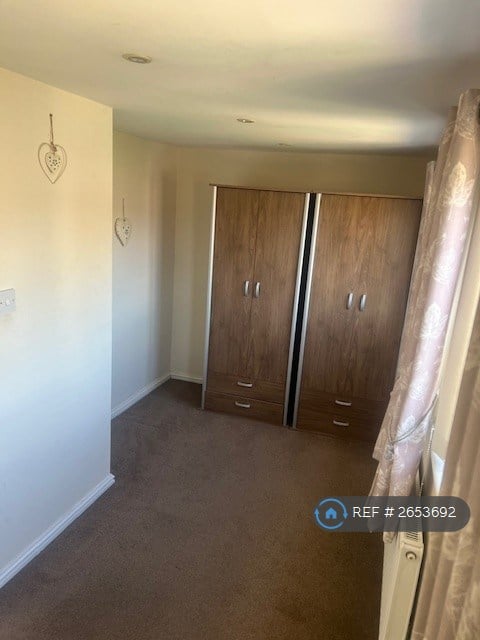 6 bedroom house in Oak Apple Crescent, Ilkeston, DE7 (6 bed) (#2653692)