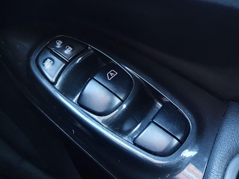 2018 Nissan Juke 1.6 [112] Tekna 5dr CVT [Bose] HATCHBACK PETROL Automatic