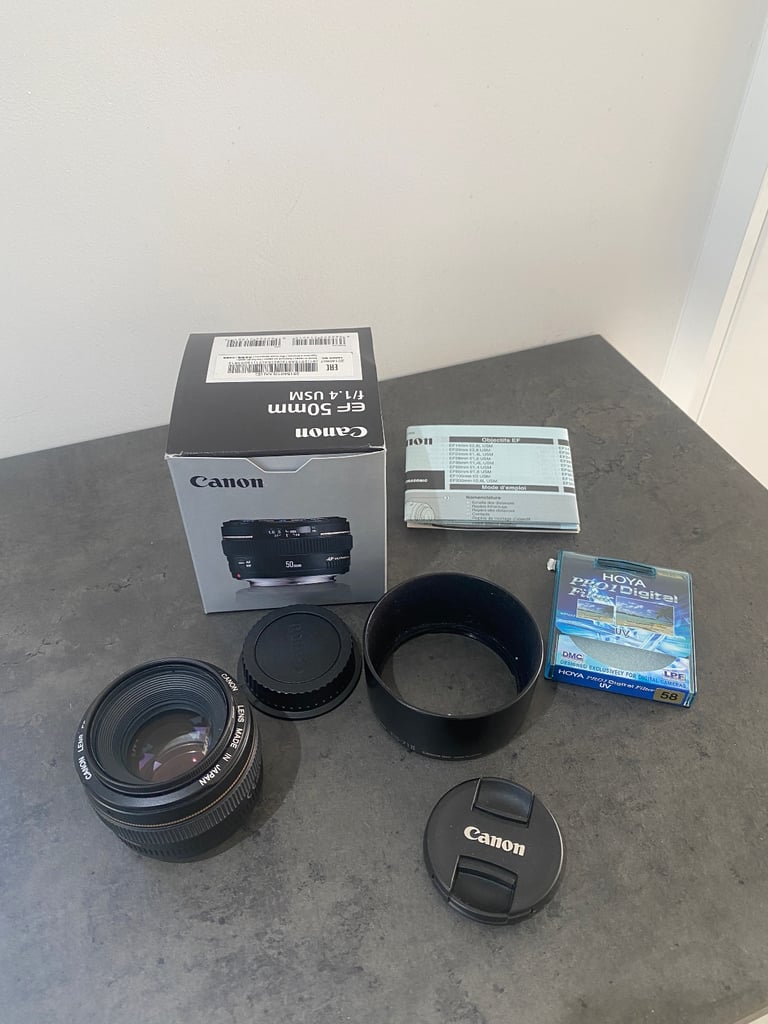 image for Beautiful fast Canon Ef 50mm f 1.4 prime lens – boxed and in pristine condition.