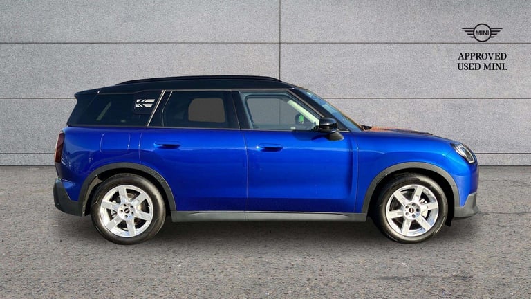  MINI Countryman 150kW E Classic 66kWh 5dr Auto Hatchback Electric Automatic