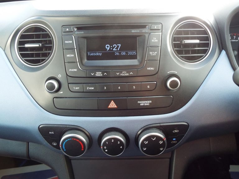 2014 Hyundai i10 1.0 Premium Hatchback 5dr Petrol Manual Euro 5 (66 ps) Hatchback Petrol Manual