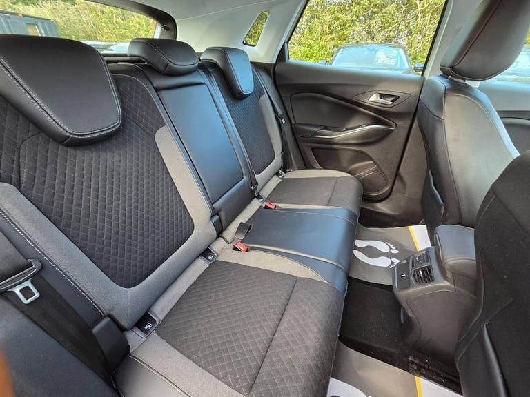 2019 Vauxhall Grandland X 1.2 Turbo Tech Line Nav Auto Euro 6 (s/s) 5dr Petrol