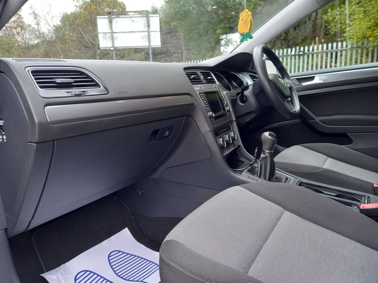 2015 Volkswagen Golf 1.6 TDI 105 S 5dr HATCHBACK Diesel Manual