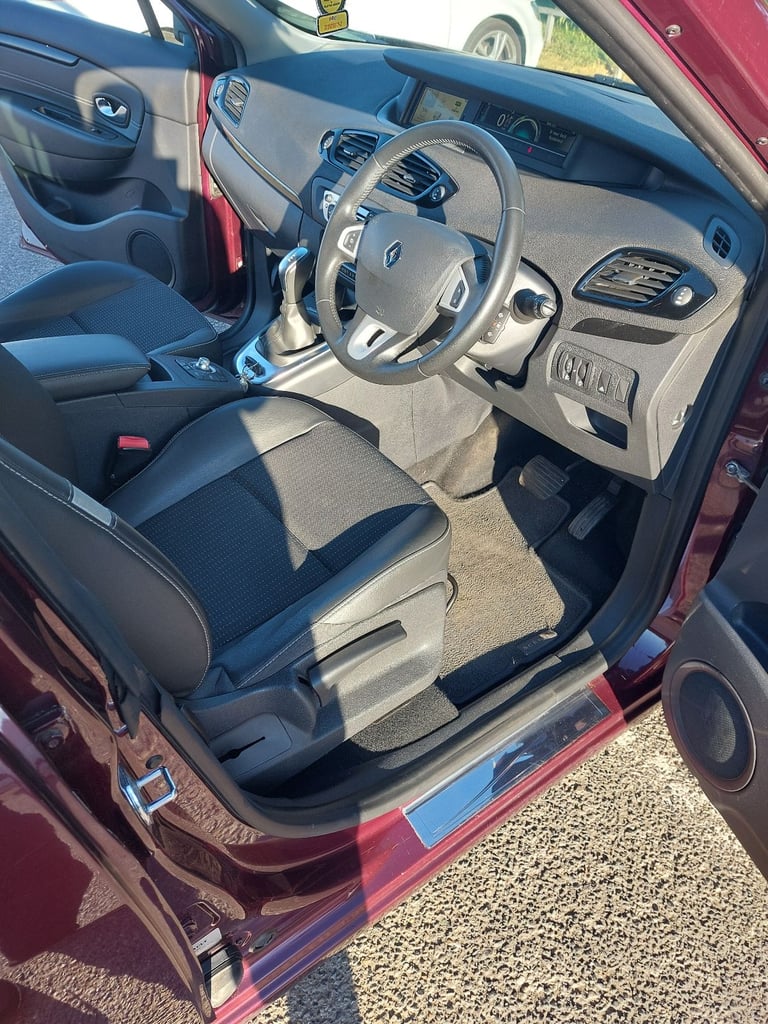 Renault, SCENIC, MPV, 2014, Semi-Auto, 1461 (cc), 5 doors
