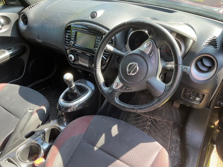 Nissan, JUKE, Hatchback, 2013, Manual, 1461 (cc), 5 doors