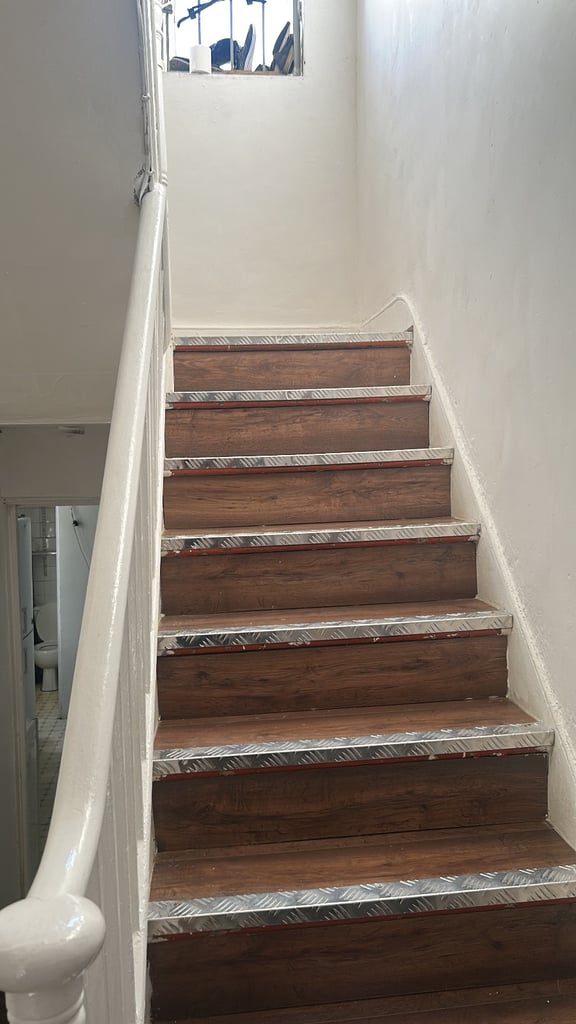 image for North London Edmonton have 2 bedroom house to rent 