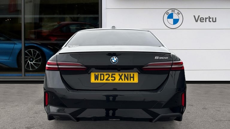 2025 BMW 5 Series 530e M Sport Pro 4dr Auto Saloon Saloon Hybrid Automatic
